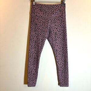 ZYIA Sz  2 Lavender Black Pattern Workout Exercise Activewear 7/8 Leggings